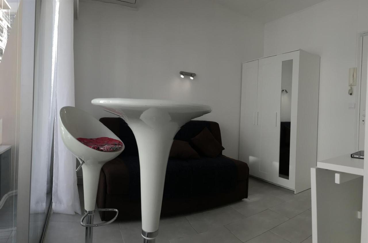 Апарт отель Studio Carre D'Or Situe A 50 M De La Plage Ницца Экстерьер фото